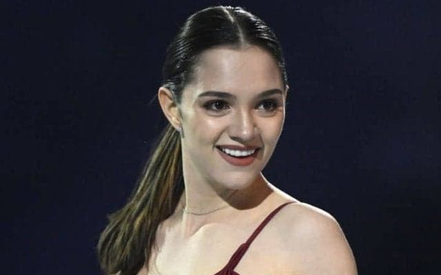 女子フィギュア25歳の銀メダリストが婚約発表　お相手は24歳のダンサー＆振付師　片膝付いて「いつもあなたのそばに…」