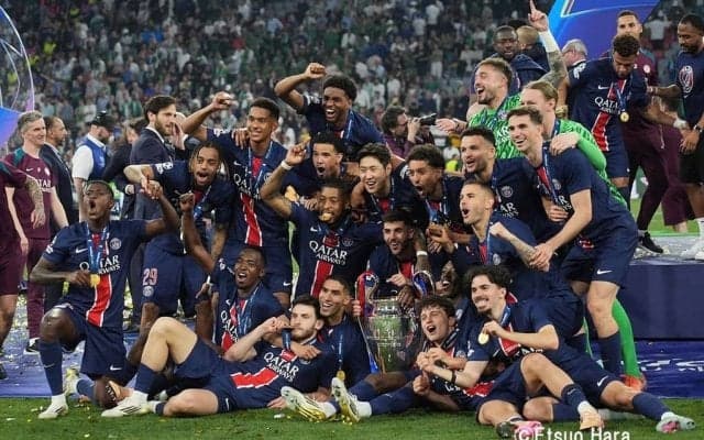 ｢公式ワロタww｣絶好調の欧州王者パリ・サンジェルマン、公式SNS｢江戸走り謎動画｣に日本ファン困惑！｢何これ？ 乗っ取られてる？｣｢これ日本人選手移籍の伏線あるやろ｣