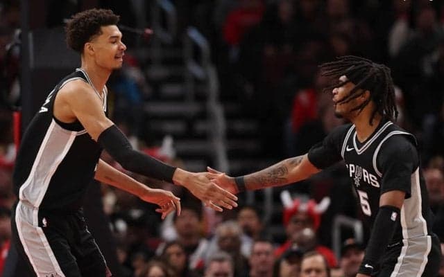 NBA史上5組目…スパーズのウェンバンヤマとキャッスルが20得点超えのトリプルダブル