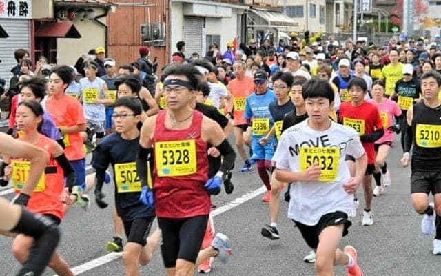 晩秋の宮古路、2千人が走り抜ける　サーモン・ハーフマラソン　岩手