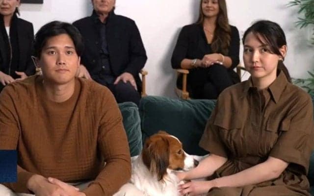 大谷翔平の“キス”に「大好きなの伝わった」　真美子夫人は笑顔…ファンも虜「日本人だな」