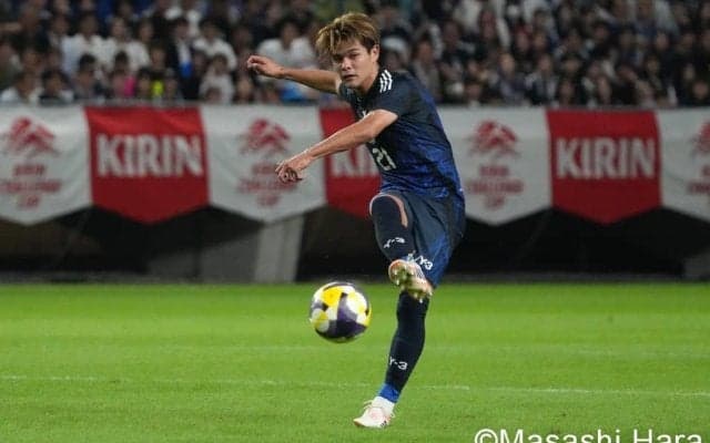 日本代表が“佐野海舟→南野拓実”で鮮やか先制！自ら奪って運んでラストパスを送った24歳MFに｢すごすぎない？｣｢これはボランチ1番手やで｣｢遠藤航を超えそうだな｣