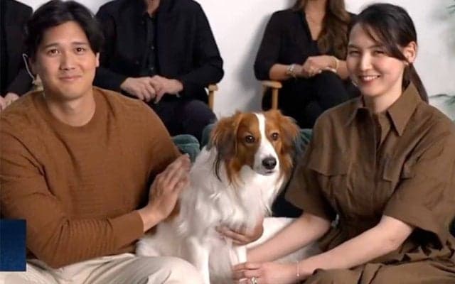 大谷と真美子夫人が見せた“絶妙な一瞬”　X発見…息ぴったりな共同作業が「阿吽の呼吸」