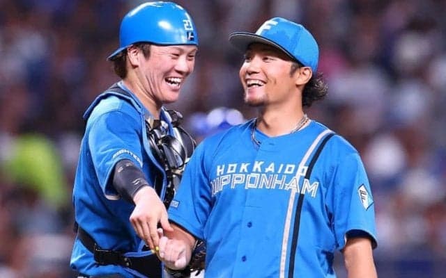 「まさかFAで来た選手を出すとは想像がつかなかった」オフのトレード第1弾、阪神・日本ハムの驚愕トレードを球界OBが考察「伏見がいらないかというと、大丈夫？という気はする」