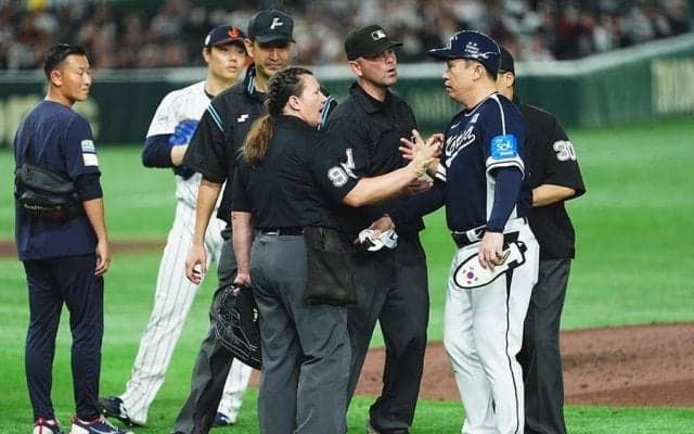 侍Jの強化試合で韓国代表が抗議連発　アウト判定＆天井直撃の判定をめぐり…東京D騒然