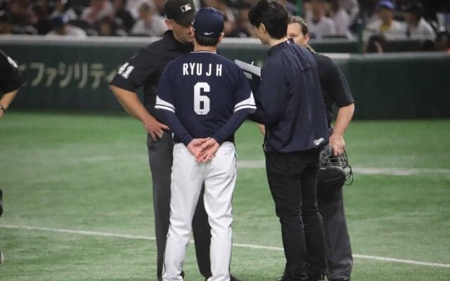 投手の足に当たった打球がノーバウンドで一塁手に…韓国が抗議するも判定覆らずアウトに