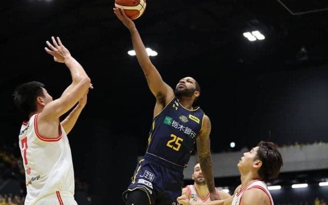 宇都宮ブレックスが千葉ジェッツに快勝…ニュービルが25得点の活躍、地区上位対決連勝