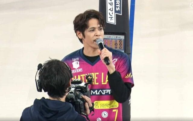 「俺のセットで打てへんやつはただのポンコツや」男子バレー、始球式で漫画『ハイキュー!!』の名台詞 “高校No.1セッター”の登場に会場大盛り上がり