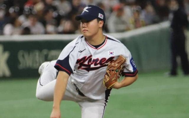 韓国の高卒ルーキーが150キロ台の直球連発で日本を圧倒して3回無失点！高校時代はU-18日本代表も完璧に封じる【侍ジャパン】