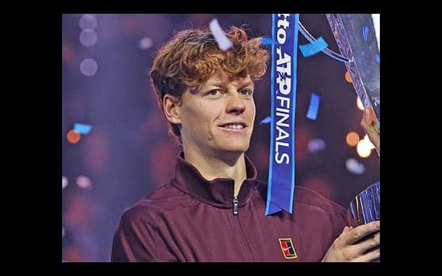 シナー 頂上決戦制し最終戦連覇