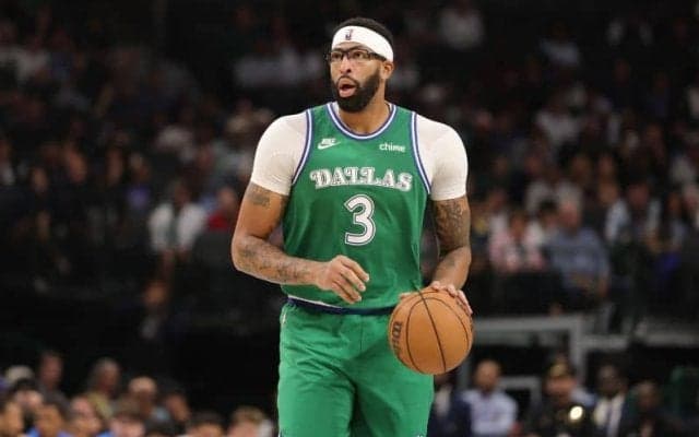 アンソニー・デイビス、さらに7-10日間の離脱へ…オーナーが早期復帰計画を却下か