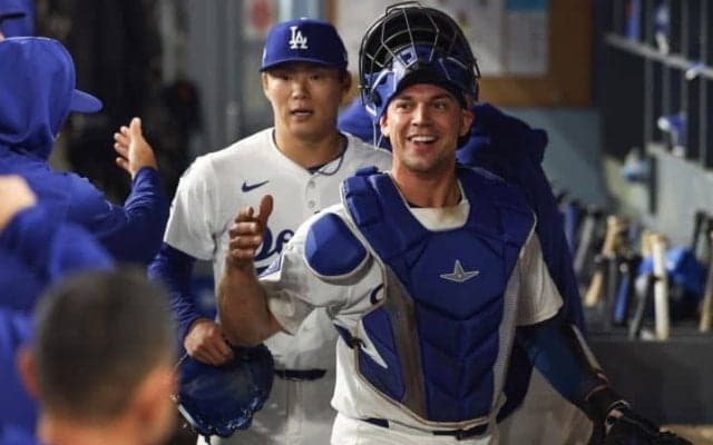 「もっとドジャースで見たかった」レッズ移籍の28歳捕手に名残惜しい声相次ぐ　短期間での活躍の秘訣は「とにかく話すこと」