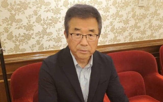 日本一も監督と握手だけ…周囲は疑問「何で」　“ただ見ていた”胴上げ、貫いた一匹狼