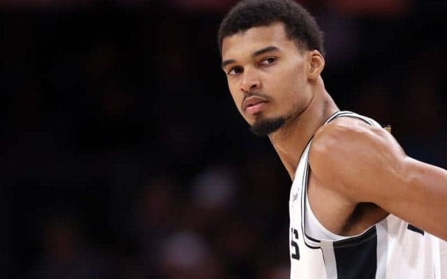 好調スパーズに痛手…ビクター・ウェンバンヤマが左ふくらはぎの炎症で数週間の離脱へ