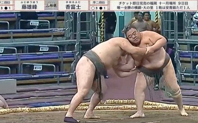 大熱戦の末、“力士の肩”に異変が発生 衝撃のビフォーアフターに驚きの声「うあああ 真っ赤」