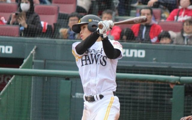 巨人はソフトバンク戦力外2選手、日本ハムの速球派左腕を獲得！大型補強はあるのか？