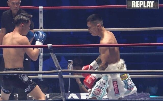 「かかってこいよ」ノーガードで挑発直後に衝撃ダウン→3ダウンKO「煽って落ちた」「やらかしたw」ファン驚き