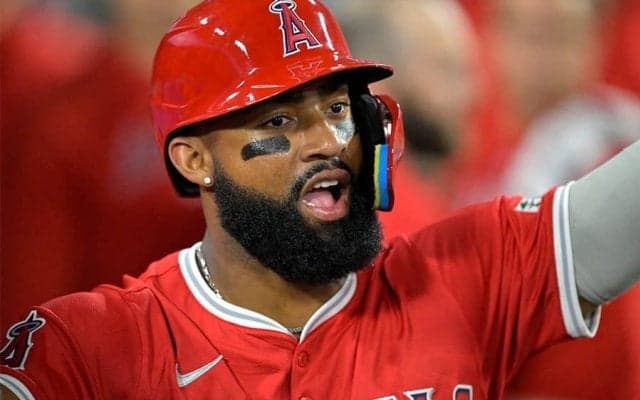 大谷翔平の愛弟子が“突然の報告”「まだ震えている」　感激するフィアンセ…感動の瞬間