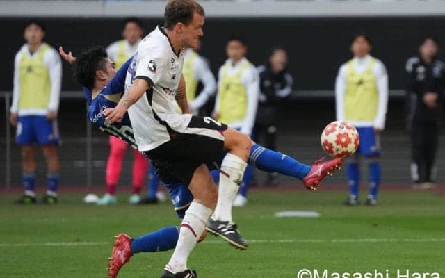 天皇杯準決勝で表面化｢日本サッカー｣今そこにある危機(3)林幸多郎に求めたい｢ロングスロー｣以外、地上波で放送｢つまらない試合｣で逃した絶好機
