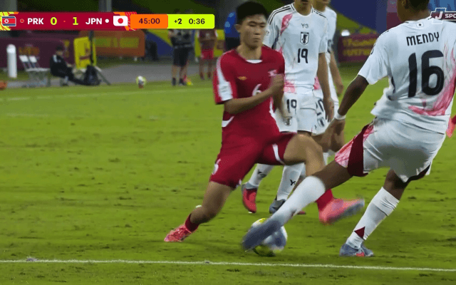 北朝鮮MFに軸足を踏まれる…16歳日本代表DF、危険タックル被害で絶叫「完全にアフター」「大丈夫か？」ファンは怒り＆心配【U-17W杯】