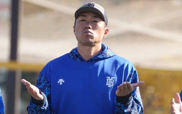 侍J抜擢の24歳は「みんなと比べて違い感じた」　DeNA相川新監督が評価した若手コンビ