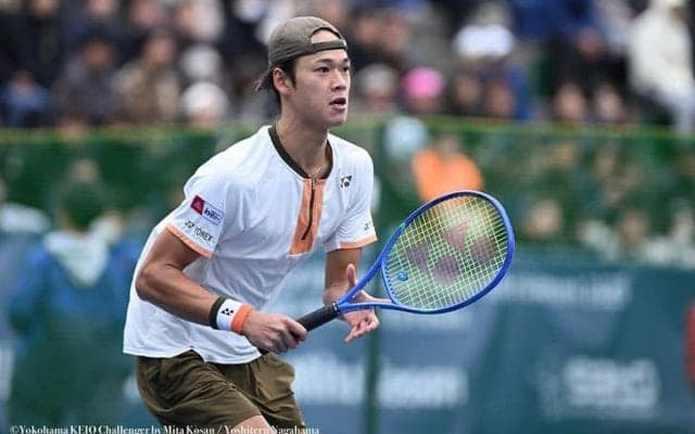 坂本怜 2試合連続のストレート勝ちでベスト8！準々決勝で2年前に「ボコボコにされた」内山靖崇と激突[横浜慶應チャレンジャー]