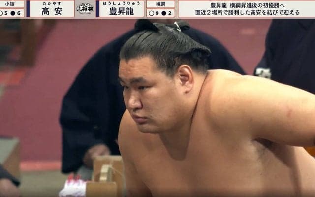 「朝青龍が憑依した」「ほとんどケンカ」豊昇龍、“鬼”の形相にファン興奮 高安を土俵下に押し出して“ギロリ”「だいぶ熱くなった」