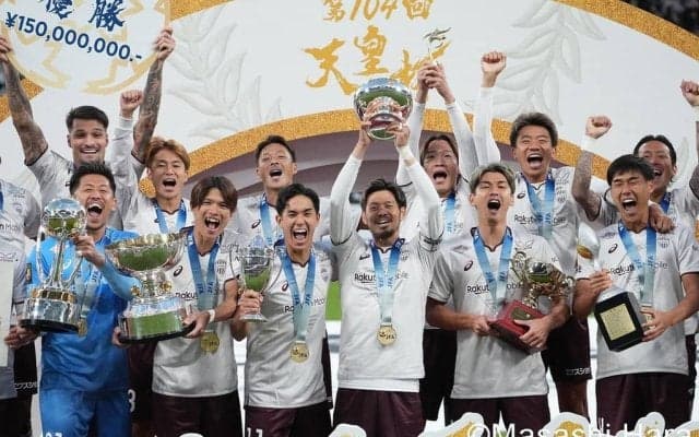 天皇杯はなぜ天皇杯なのか？(1)天皇陛下の｢戦後初のスポーツ観戦｣はサッカーだった！