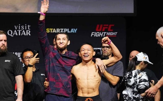 【UFC】堀口恭司、フェースオフで破顔した理由とは？　計量後は“勝負飯”焼肉でリカバリーも万全か「やったります」