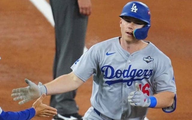 ドジャースの払った代償は「常軌を逸していた」　正捕手が漏らした過酷さ…強いられた治療