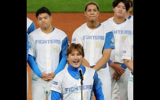 新庄剛志監督がサプライズ発表　来季の開幕投手、4番打者と次々に