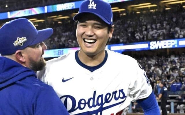 大谷翔平のMVPを“特製ケーキ”で祝福　輝く3文字…名物シェフ「ちょっと遅くなりました」もファン「遅すぎるなんてない」