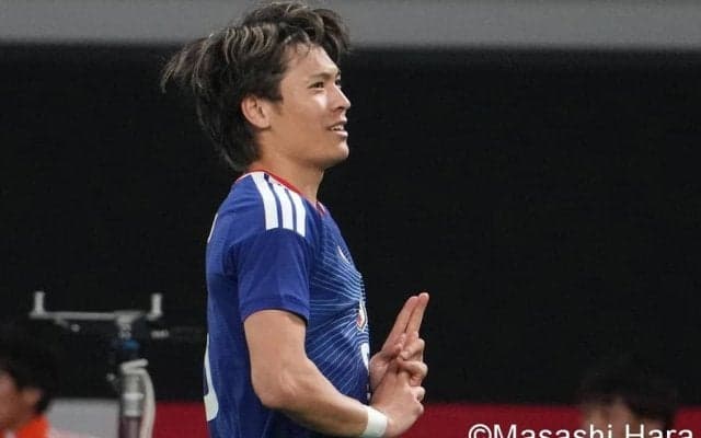 １カ月で４ゴール！日本代表FW町野修斗がブンデスで“グラードバッハ忍者隊”結成＆お披露目！｢分身の術か!?w｣｢何だか嬉しい｣も｢一番左はカンチョーだから｣