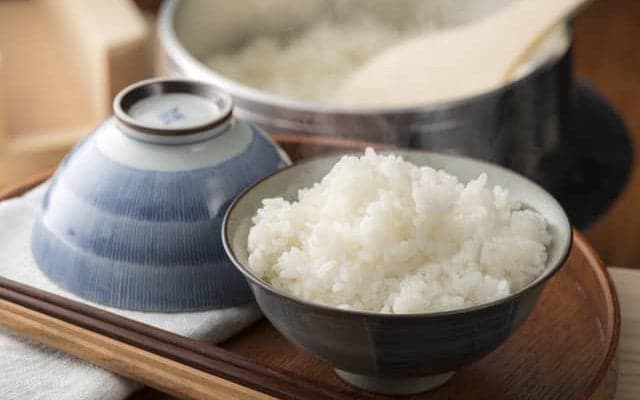 ご飯＝糖質が多いからNG？落とし穴5つと適量一覧