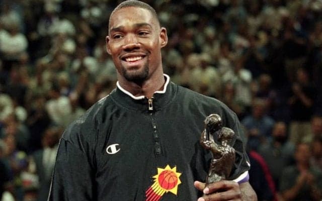 NBAで12年をプレーし、最優秀シックスマン賞にも輝いたロドニー・ロジャースが他界