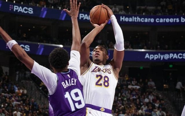 レイカーズがジャズとの接戦を制し4連勝…ドンチッチが33得点、八村塁は13得点&3P成功率4位