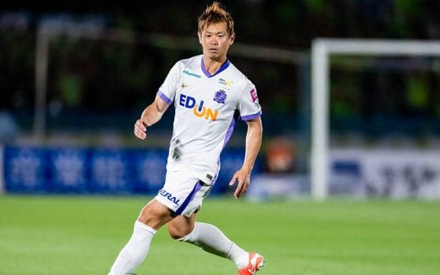 サンフレッチェ広島の塩谷司が振り返る、ふたつのターニングポイント「キレッキレの佐藤寿人さんにボコボコにやられた」