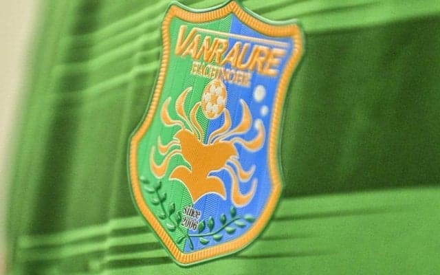 ｢J2での活躍期待してます！｣これがダブルの祝福で彩られるJ3八戸の新ユニフォーム！｢かっこいい｣｢とてもいい20周年のコンセプト｣