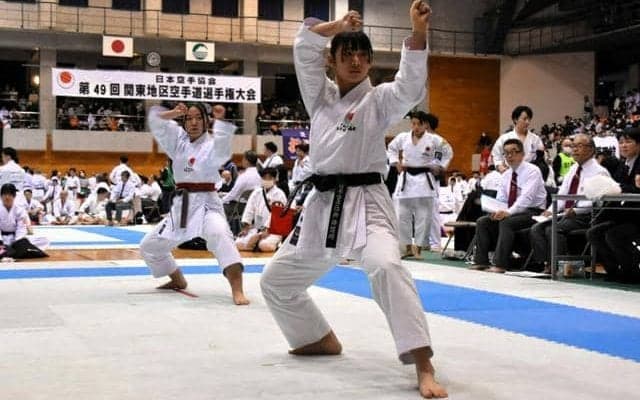 関東地区空手大会、1都7県から1100人　日頃の稽古の成果を披露