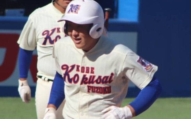 神戸国際大付4番のバックスクリーン弾に驚き！ポテンシャルの高さを証明！【高校野球界の逸材】
