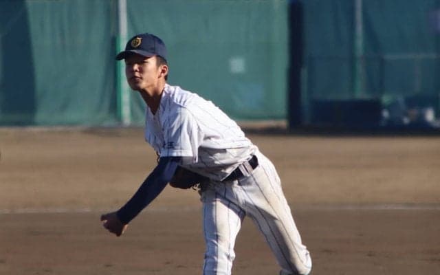 浦和学院のスーパー1年生左腕が好投！指揮官は「素質は22年のセンバツベスト4のエースに匹敵」と絶賛！【練習試合】
