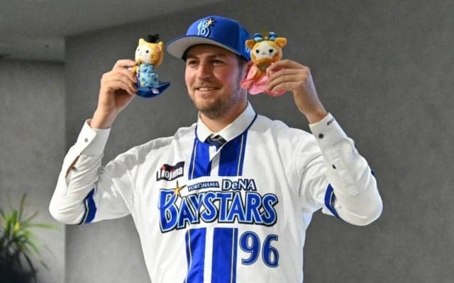 DeNAがケイ、バウアーなど外国人投手カルテットを自由契約…FAで桑原、伊藤光が移籍