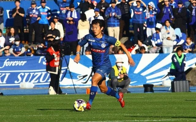 26年間の｢J2の番人｣を卒業！水戸ホーリーホック優勝の立役者を直撃(2)父母との映像も話題！キャプテン大崎航詩が語る涙の理由とJ1で｢対戦が楽しみ｣なチーム