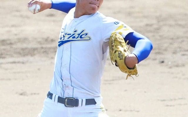 腕を振っても球速が上がらないのはなぜ？　鍵握る肩甲骨の“範囲”…怪我も防ぐ「棒ドリル」