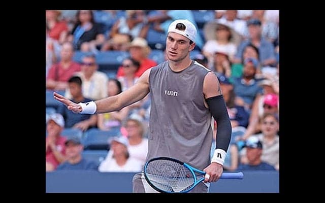  世界10位 復帰遠のき「悔しい」 