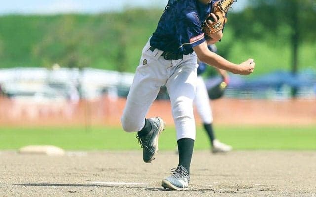 投げ方で多いタイミングのズレ「時間かかりすぎ」　着地と回転が合致する“ぶらぶら練習”