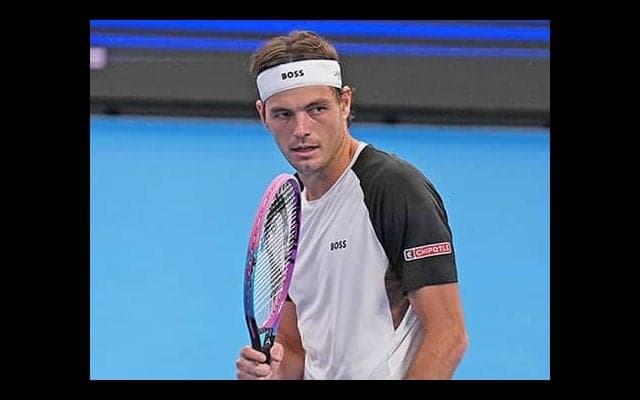 世界6位 東京のバーでビンタされる