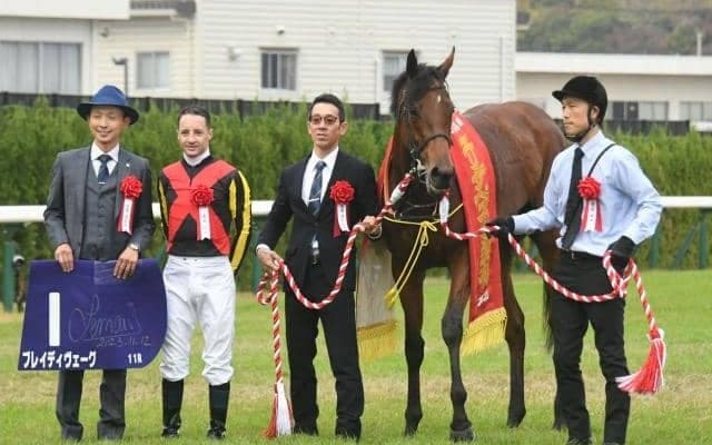 23年エリザベス女王杯覇者ブレイディヴェーグが登録抹消 ノーザンファームで繁殖入りの予定