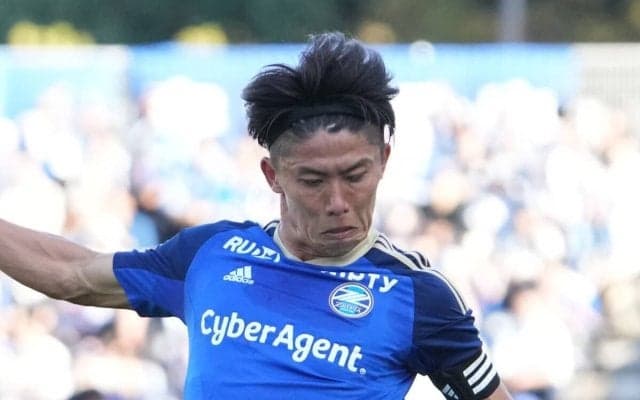 太田宏介が選ぶＪリーグ歴代レフティトップ10「あのテクニックはお化け」「人生を変えてくれた」左利き選手たち