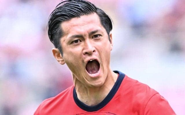 ｢最高だよキャプテン｣鹿島DF植田直通が男泣きから｢鹿島が1番だ！｣と歓喜の雄叫び！ 優勝インタビューの姿が｢あまりにも漢すぎる｣｢Tシャツ作るしかないな！｣